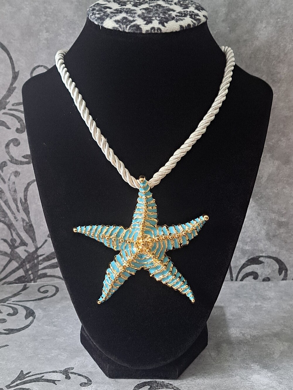 Bohemian Sea Star Pendant Necklace
